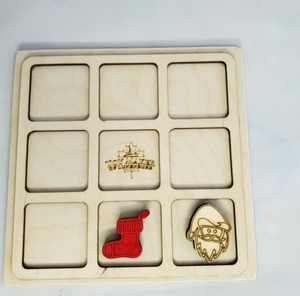 Toy Maker of Lunenburg Game Santa & Stocking Tic Tac Toe Game