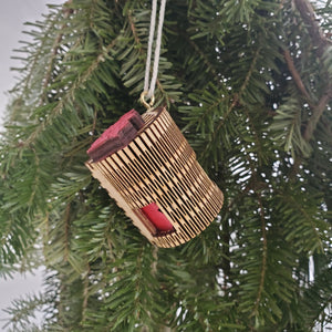 Lobster Trap Ornament – A Tribute to the Maritime Catch