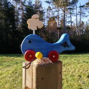 Pull Whale with Spout Toy
